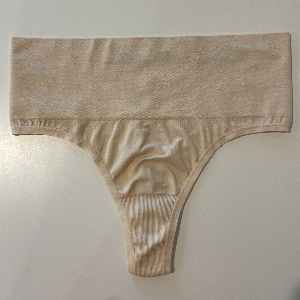 Yummie Women's Ultralight Seamless Shapewear Thong sz L/XL